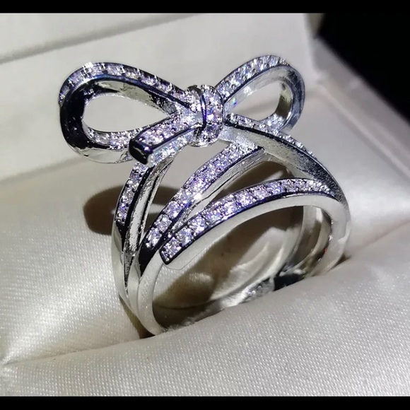 925 Sterling Moissanite Bow Ring - Picture 3 of 5